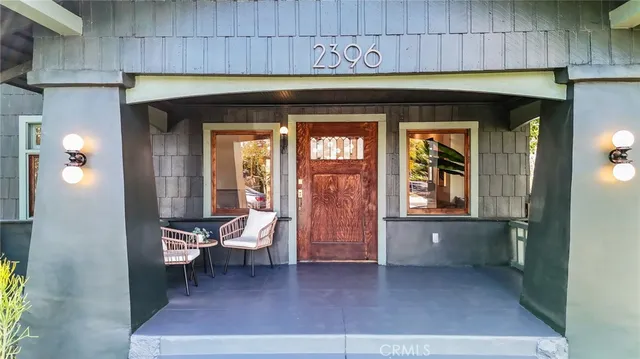 $1,595,000 | 2396 West 31st Street, Los Angeles, CA 90018