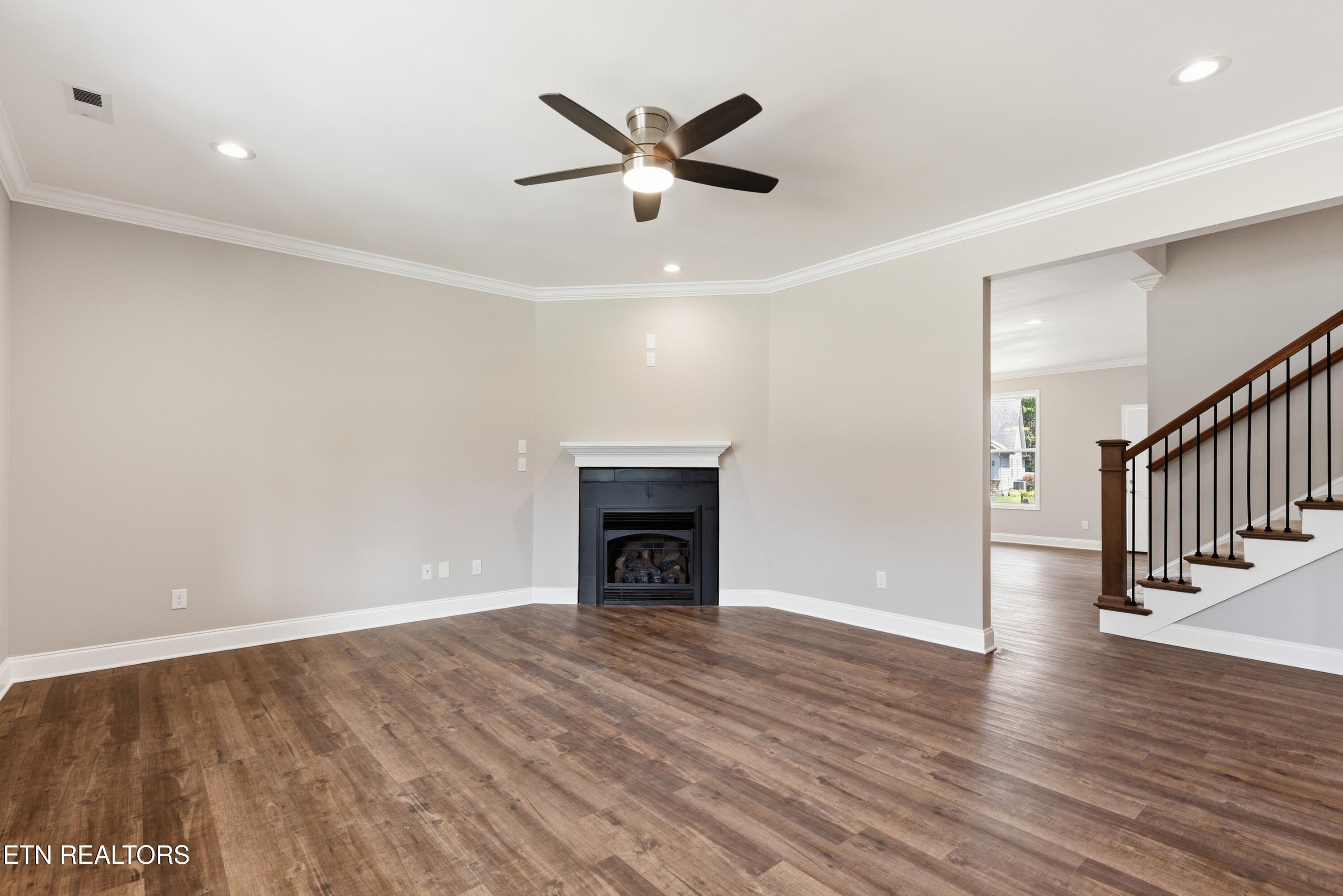 162 Crossroads Boulevard Oak Ridge, TN 37830 - Photo 7 of 45 6-print-DSC_6562