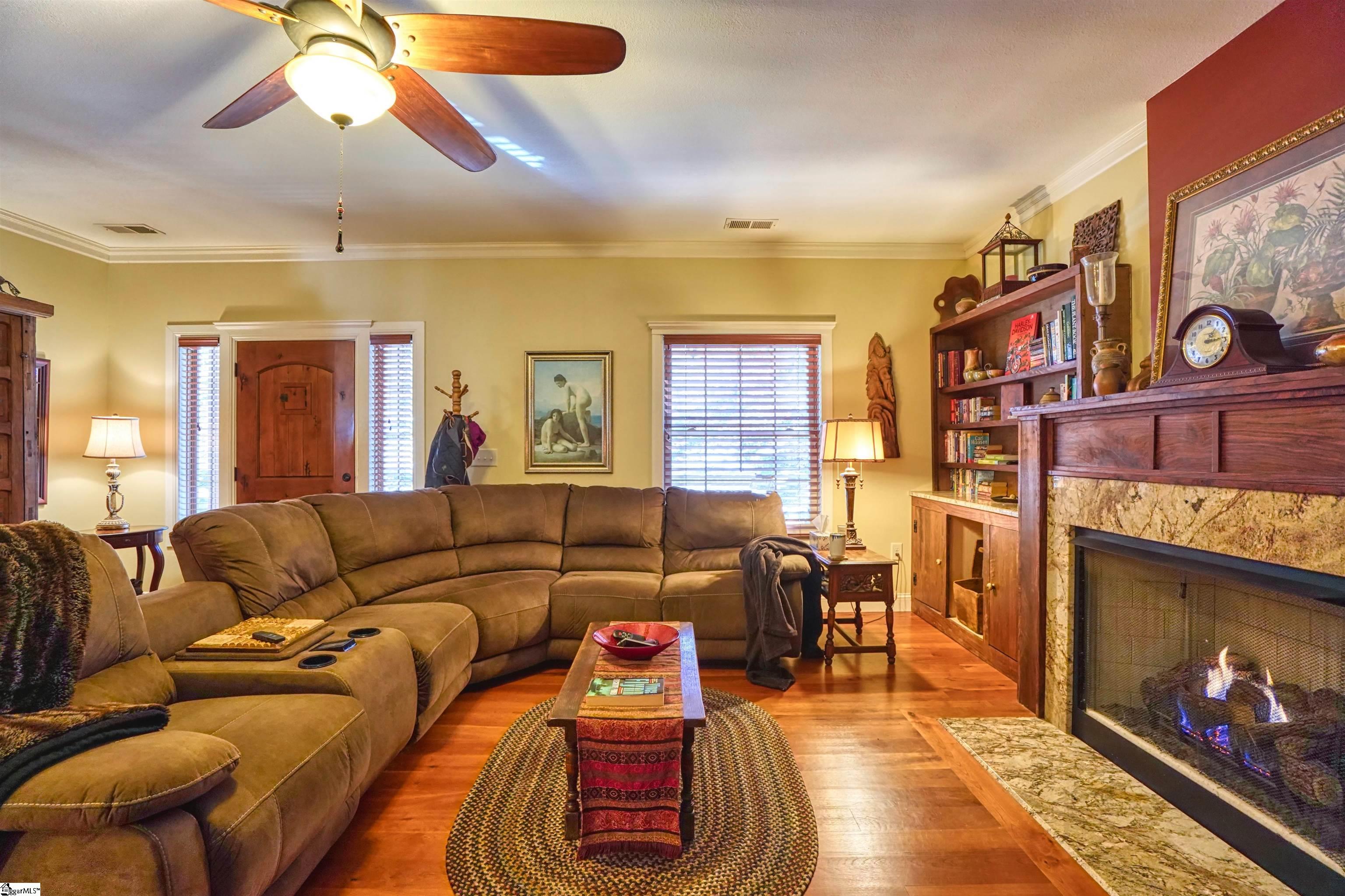 116 Devon Court Easley, SC 29640 - Photo 7 of 36
