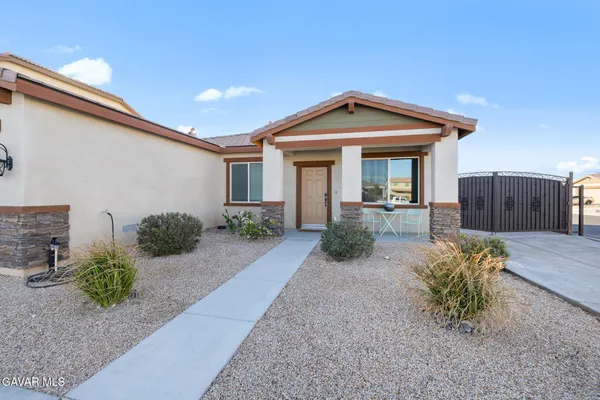 $3,200 | 3124 Via Bella Rosa Avenue, Rosamond, CA 93560