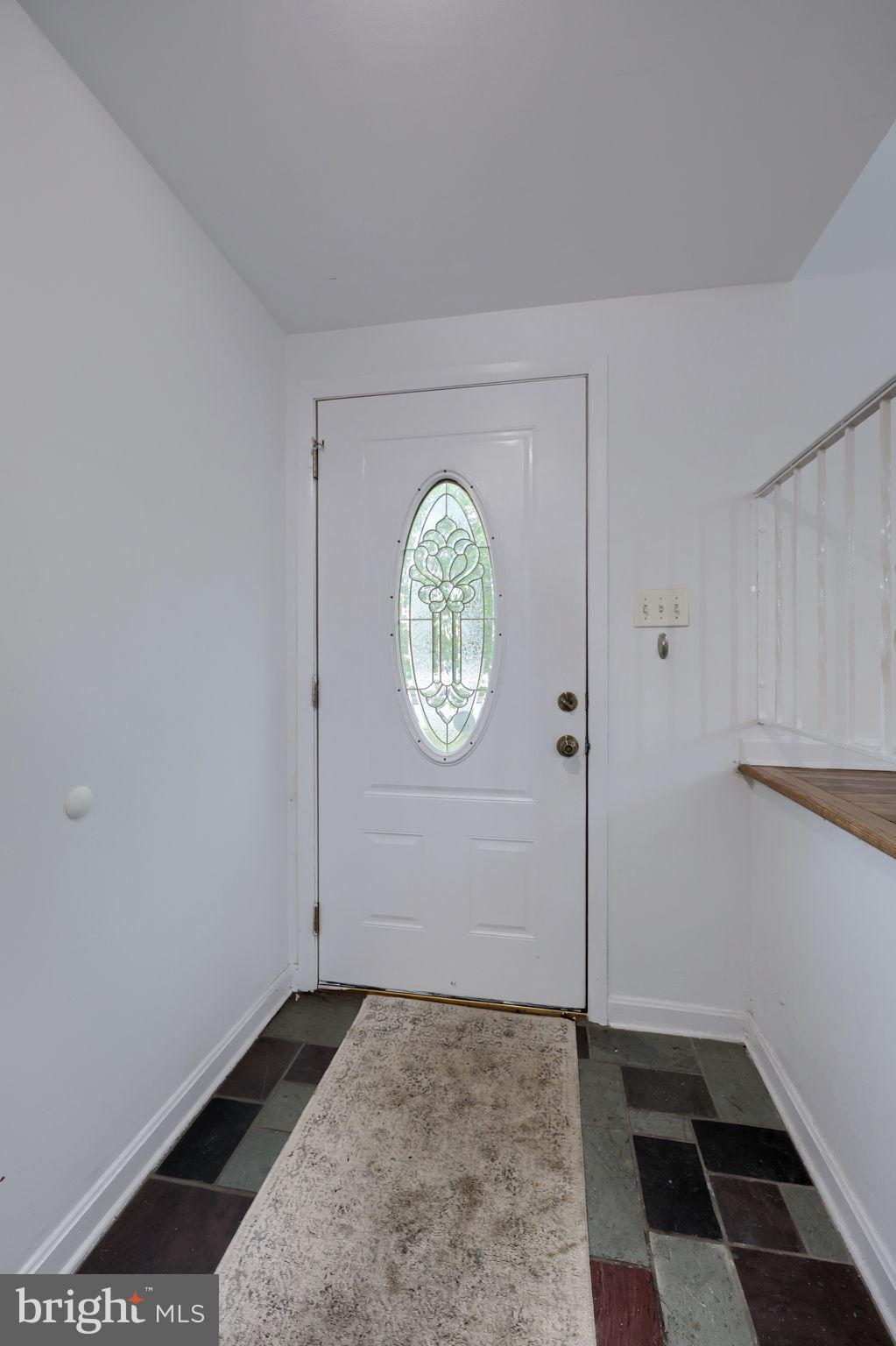 1604 Robert Road Lancaster, PA 17601 - Photo 3 of 36