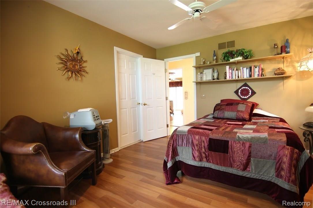 47548 Denton Road Belleville, MI 48111 - Photo 12 of 27 jDenton Rd Bedroom 1b.jpg