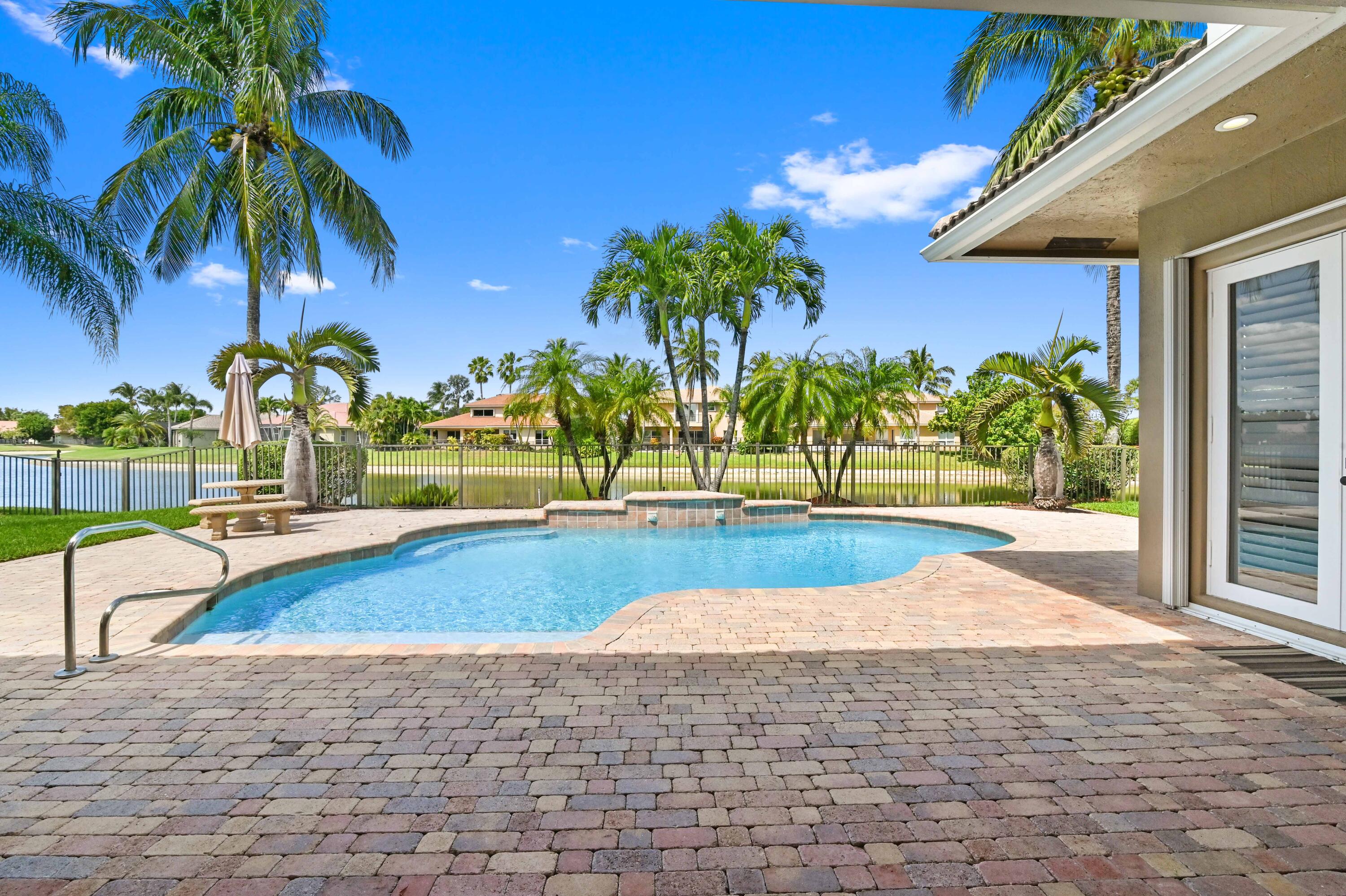 11085 Cobblefield Road Wellington, FL 33449 - Photo 3 of 54 33 Pool 01