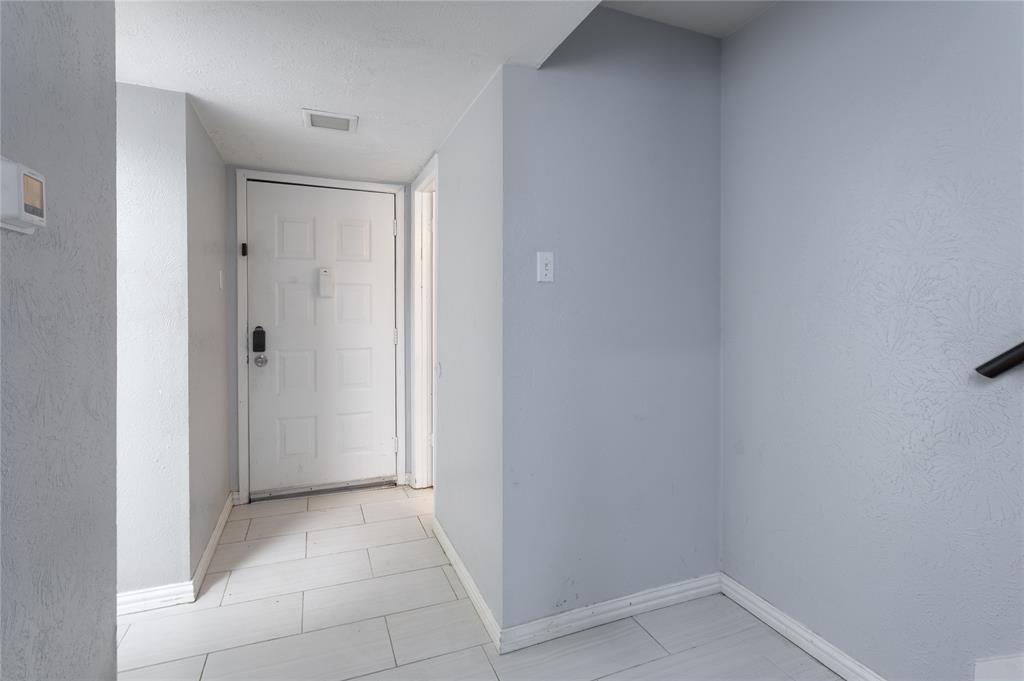 4503 North O'Connor Road, Unit 1113 Irving, TX 75062 - Photo 4 of 30