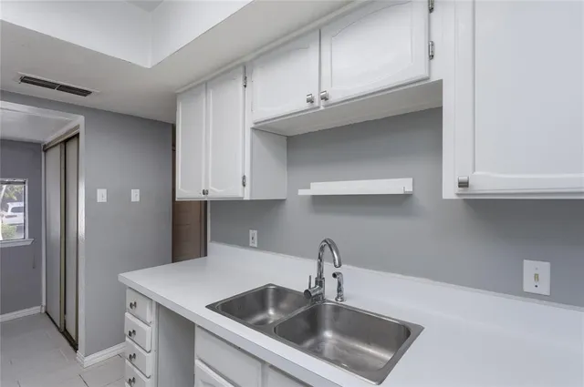 $167,000 | 4503 North O'Connor Road, Unit 1113, Irving, TX 75062