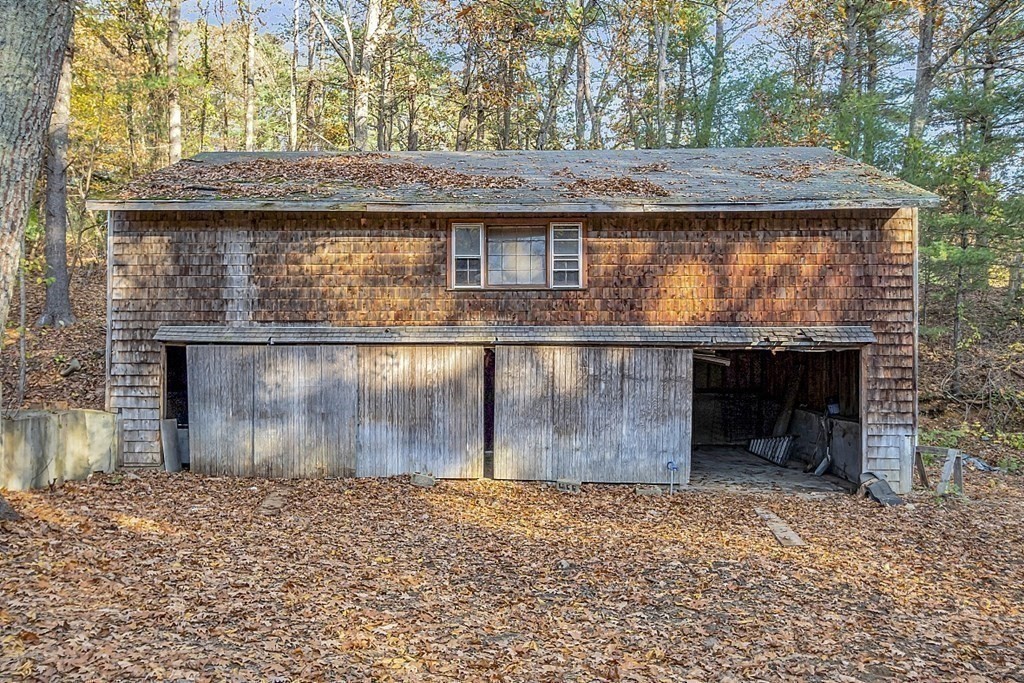 15 Stagecoach Road Topsfield, MA 01983 - Photo 37 of 40