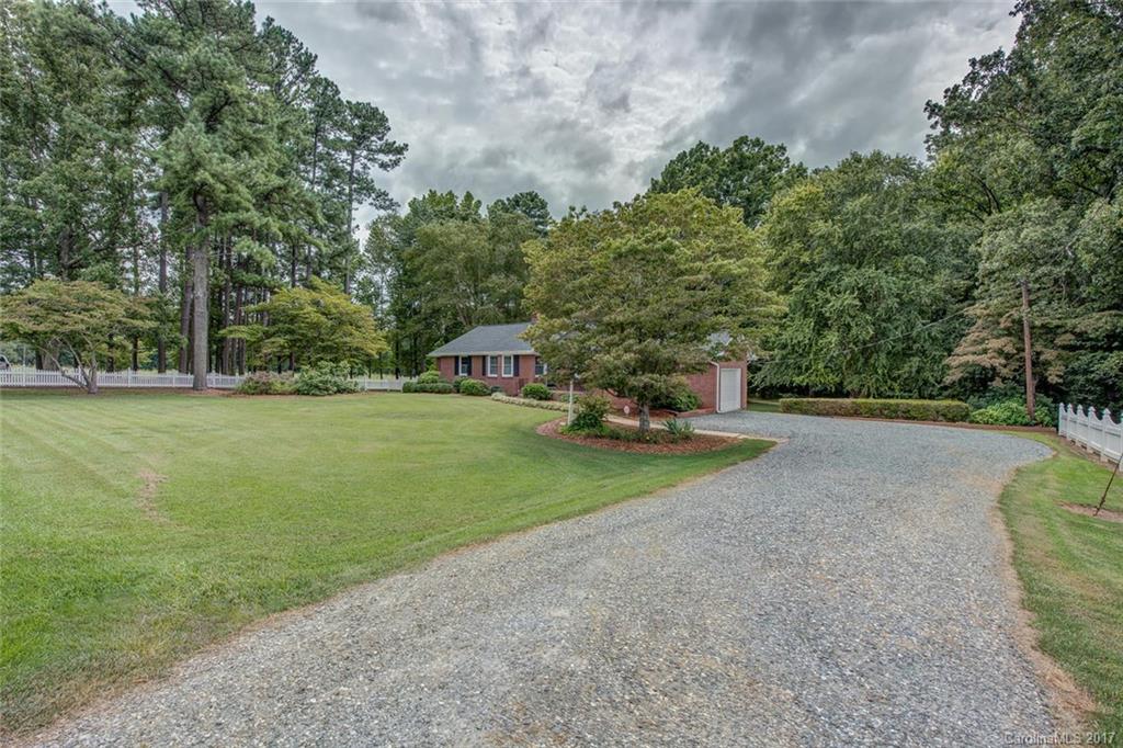 258 Wilson Farm Road Gastonia, NC 28056 - Photo 4 of 23 Gallery Image 4