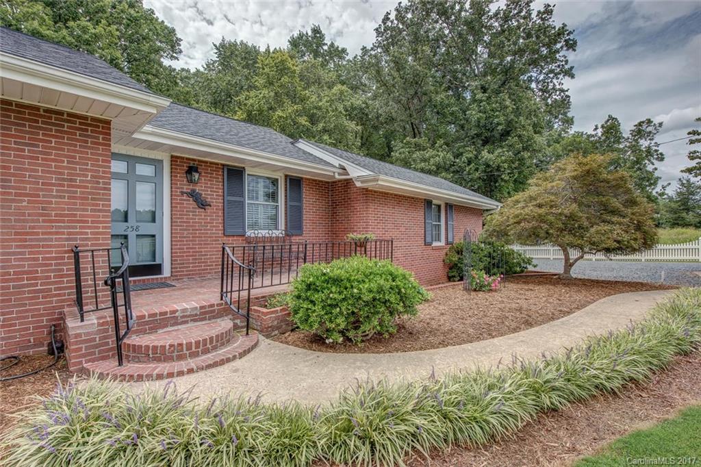 258 Wilson Farm Road Gastonia, NC 28056 - Photo 5 of 23 Gallery Image 5