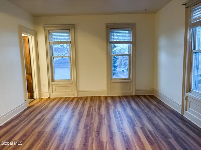 $1,500 | 24 George Street, Cohoes, NY 12047