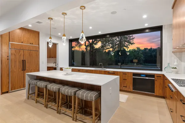 $3,950,000 | 1604 Barclay Drive, Austin, TX 78746