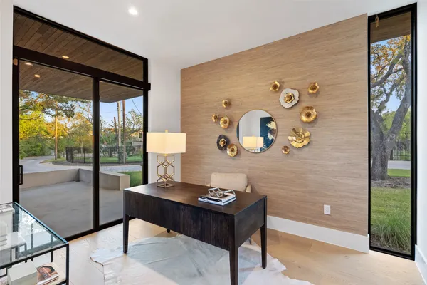 $3,950,000 | 1604 Barclay Drive, Austin, TX 78746