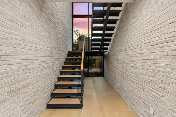$3,950,000 | 1604 Barclay Drive, Austin, TX 78746