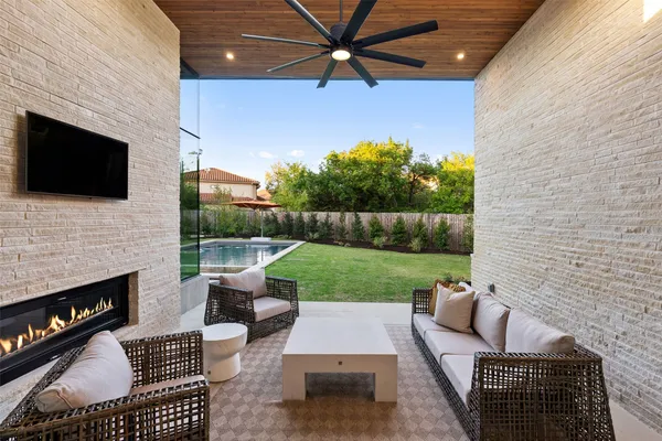 $3,950,000 | 1604 Barclay Drive, Austin, TX 78746