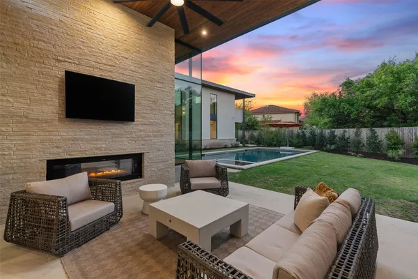 $3,950,000 | 1604 Barclay Drive, Austin, TX 78746