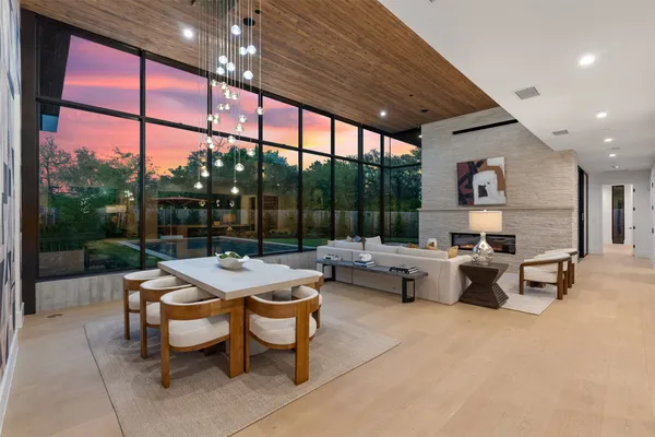 $3,950,000 | 1604 Barclay Drive, Austin, TX 78746