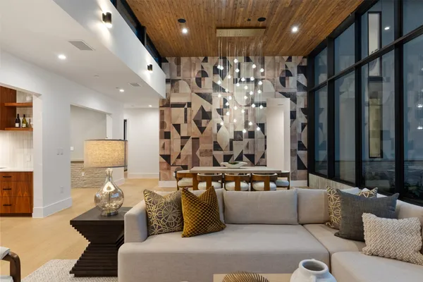 $3,950,000 | 1604 Barclay Drive, Austin, TX 78746