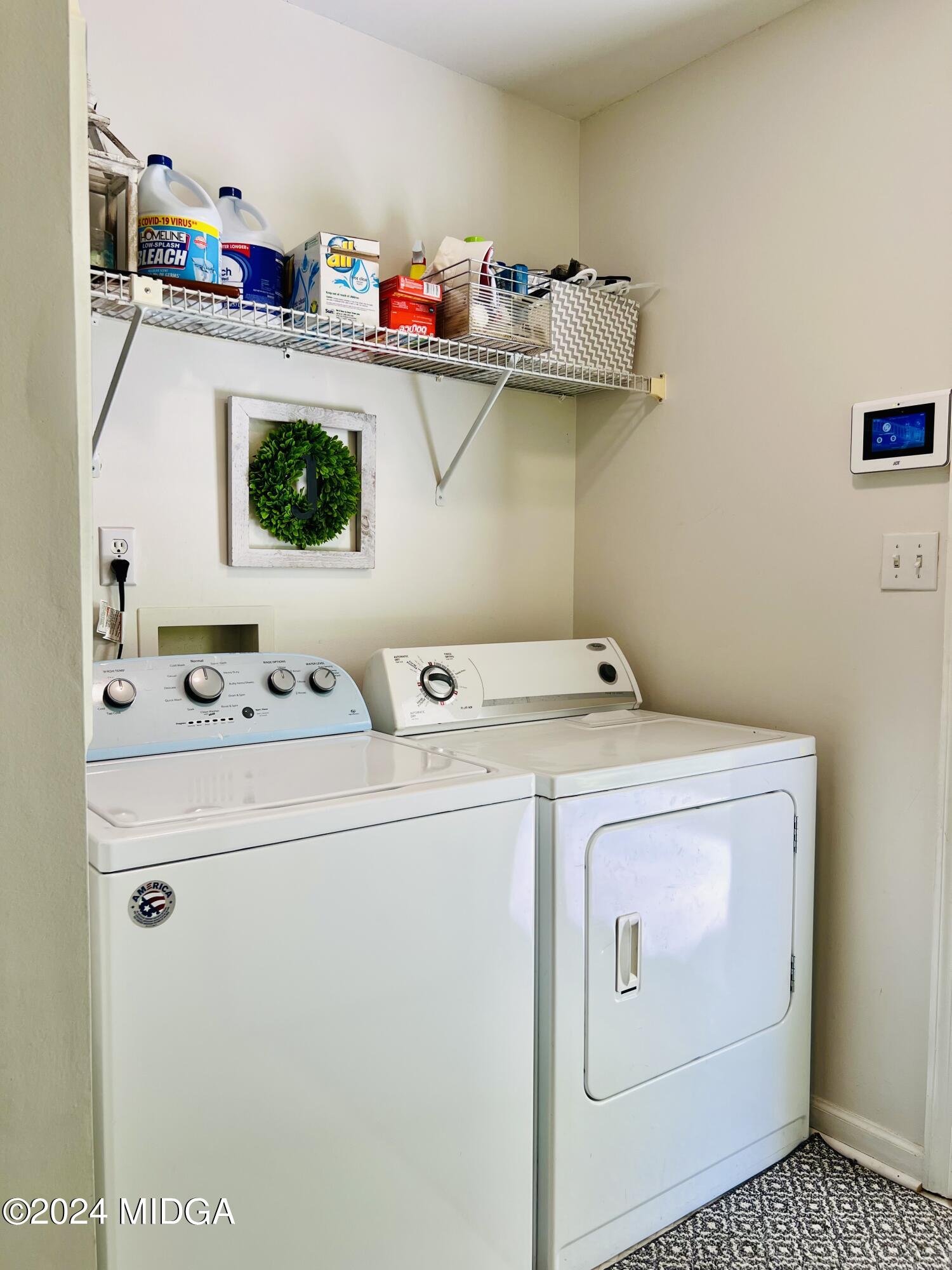 25 Ruby Road Jackson, GA 30233 - Photo 11 of 29 a utility room with dryer and washer