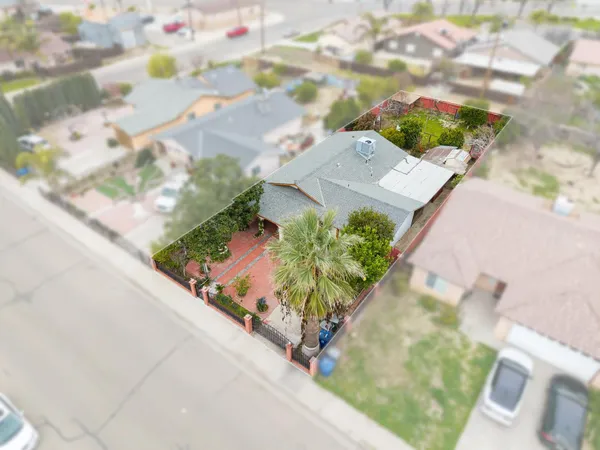 $260,000 | 309 East Kern Street, Avenal, CA 93204