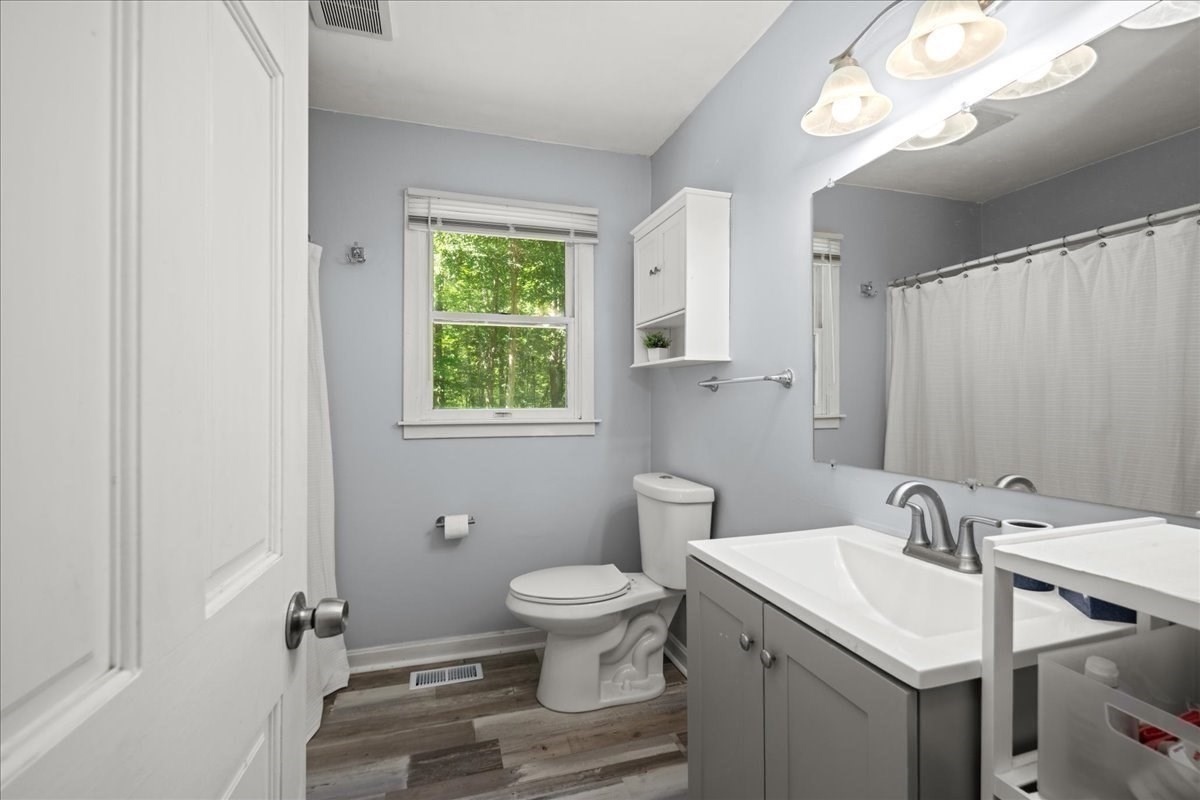 65 Carter Road Worcester, MA 01609 - Photo 18 of 36 Gallery Image 18