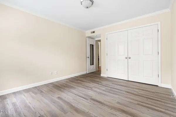 $223,900 | 1513 East Franklin Street, Unit F 123, Chapel Hill, NC 27514