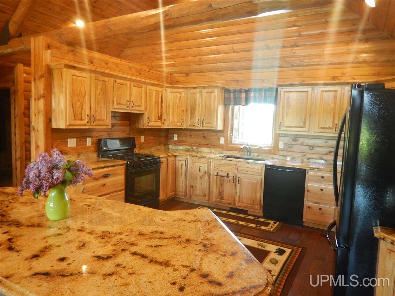 13300 Camp 9 Road Rock, MI 49880 - Photo 11 of 50 Gallery Image 11