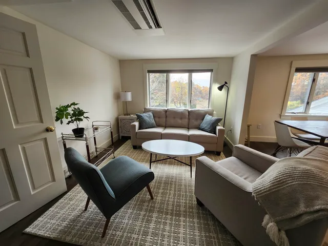 $2,400 | 17 Highland Terrace, Wolfeboro, NH 03894