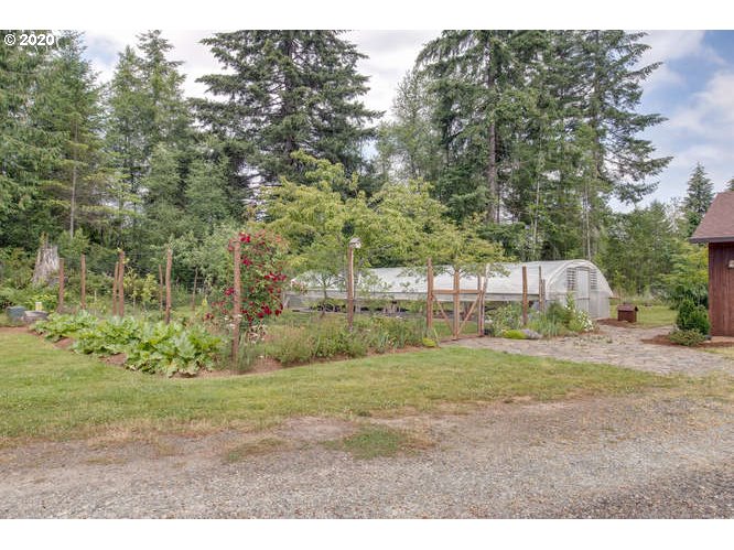 22228 South Lewellen Road Beavercreek, OR 97004 - Photo 29 of 32 Gallery Image 29