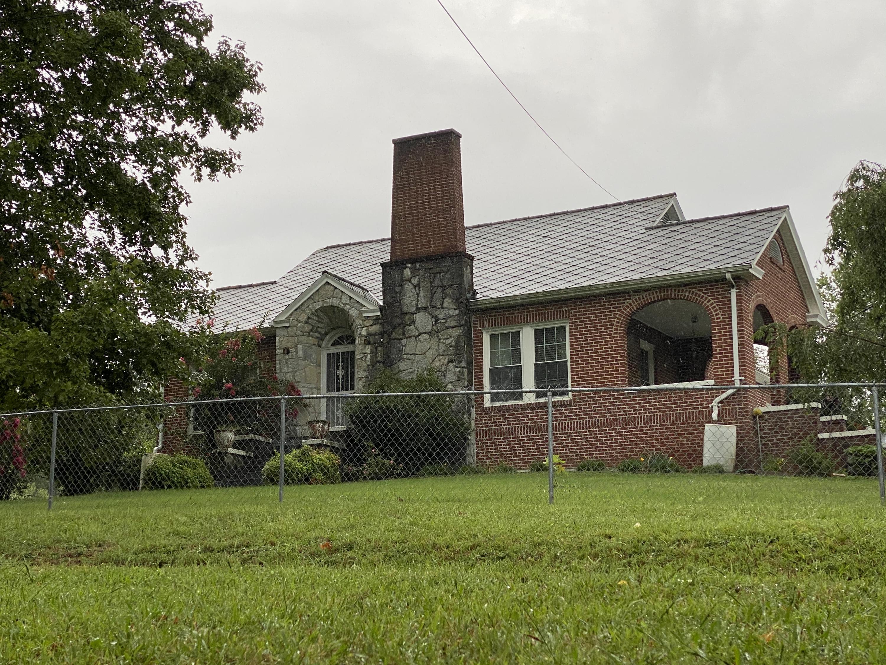 6911 Wilderness Road Ewing, VA 24248 - Photo 1 of 23 F647EDD7-744C-44D5-91B1-28CD3F89BD4F