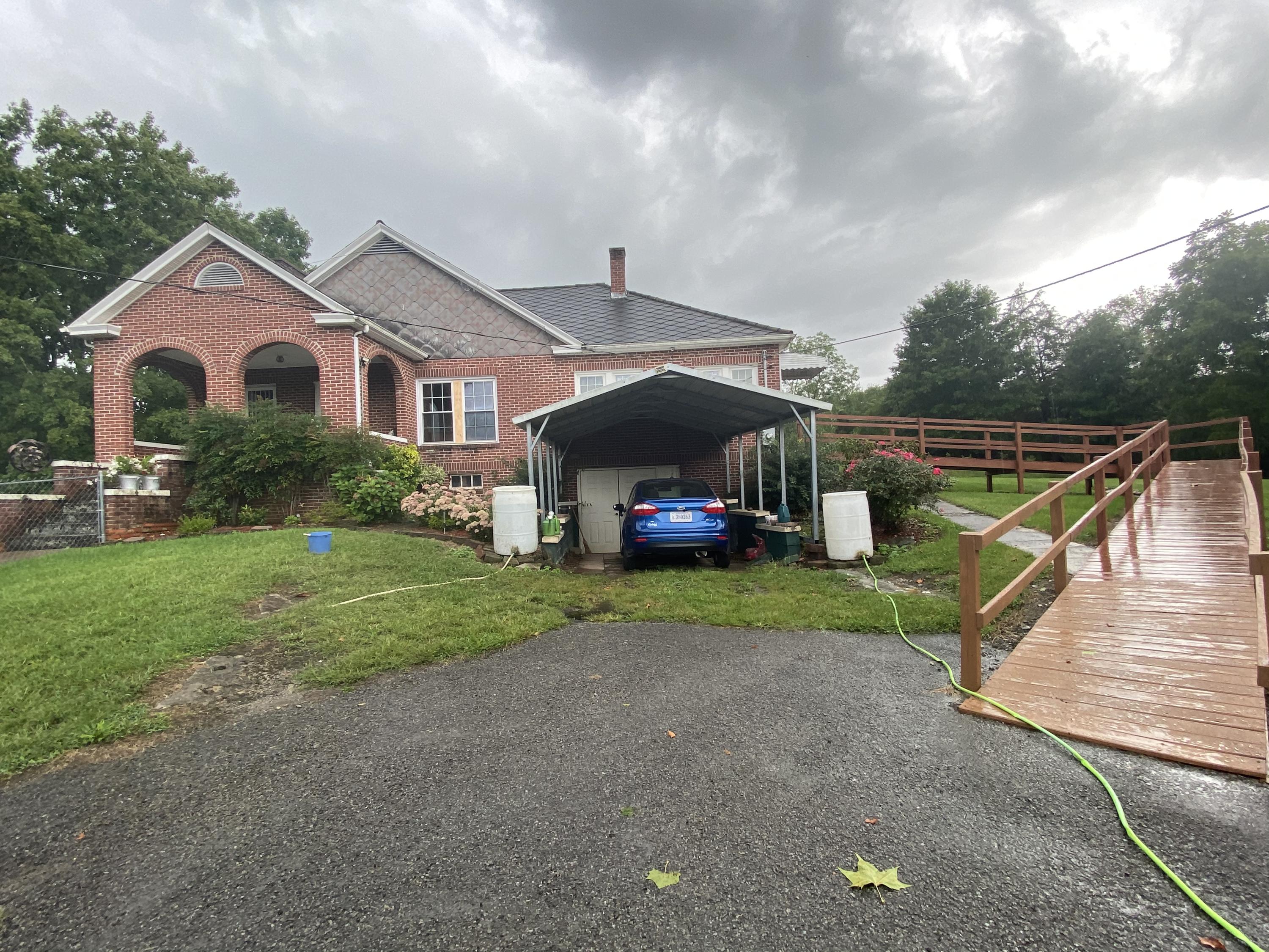 6911 Wilderness Road Ewing, VA 24248 - Photo 4 of 23 160EE199-9869-4484-AFE6-7F2DC321E370