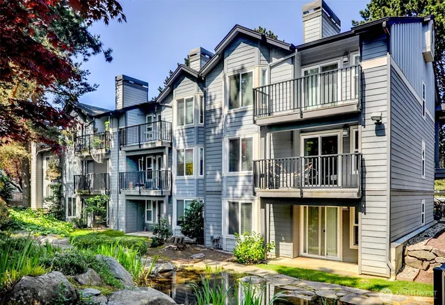$475,000 | 11107 Northeast 125th Lane, Unit F222, Kirkland, WA 98034