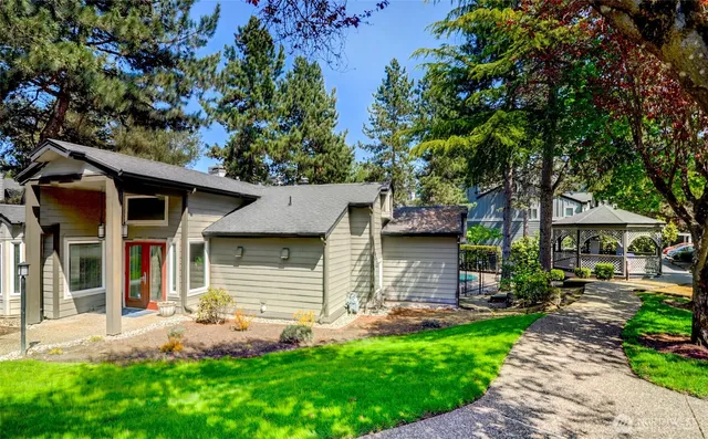 $475,000 | 11107 Northeast 125th Lane, Unit F222, Kirkland, WA 98034