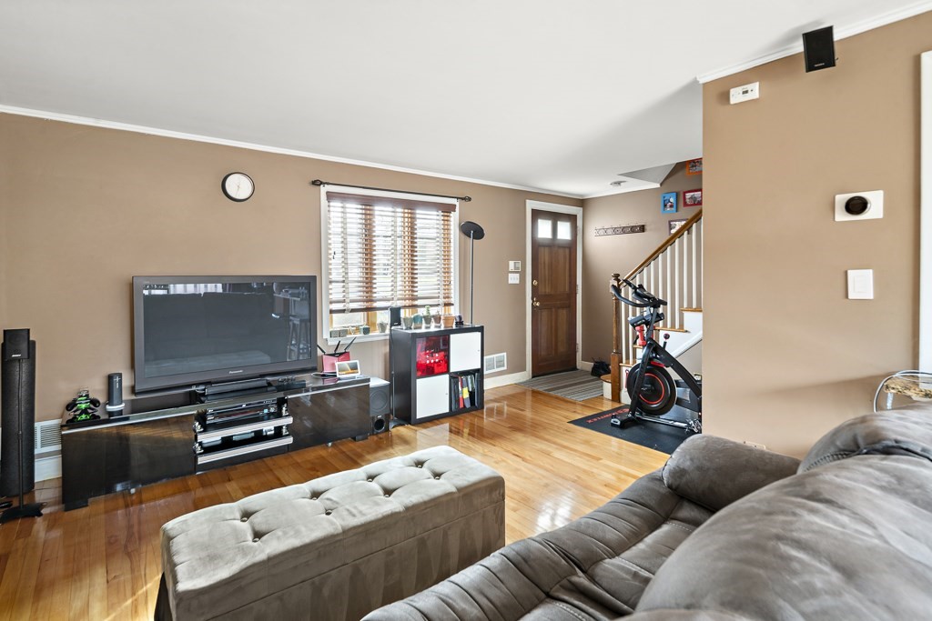 65 Pierce Road, Unit 65 Watertown, MA 02472 - Photo 6 of 20 Gallery Image 6