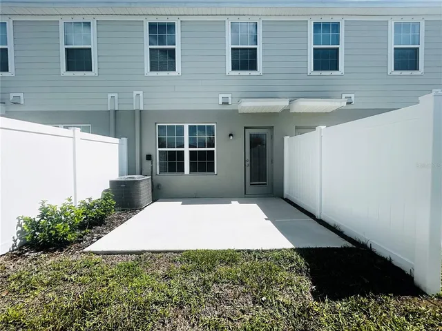 a house view with a outdoor space