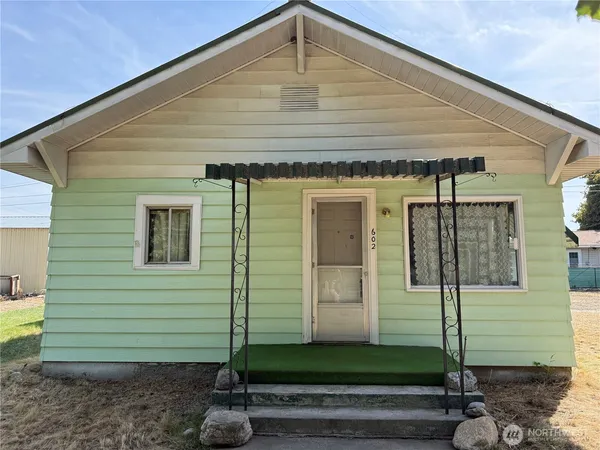 $160,000 | 602 Southeast Trinity Avenue, Wilbur, WA 99185