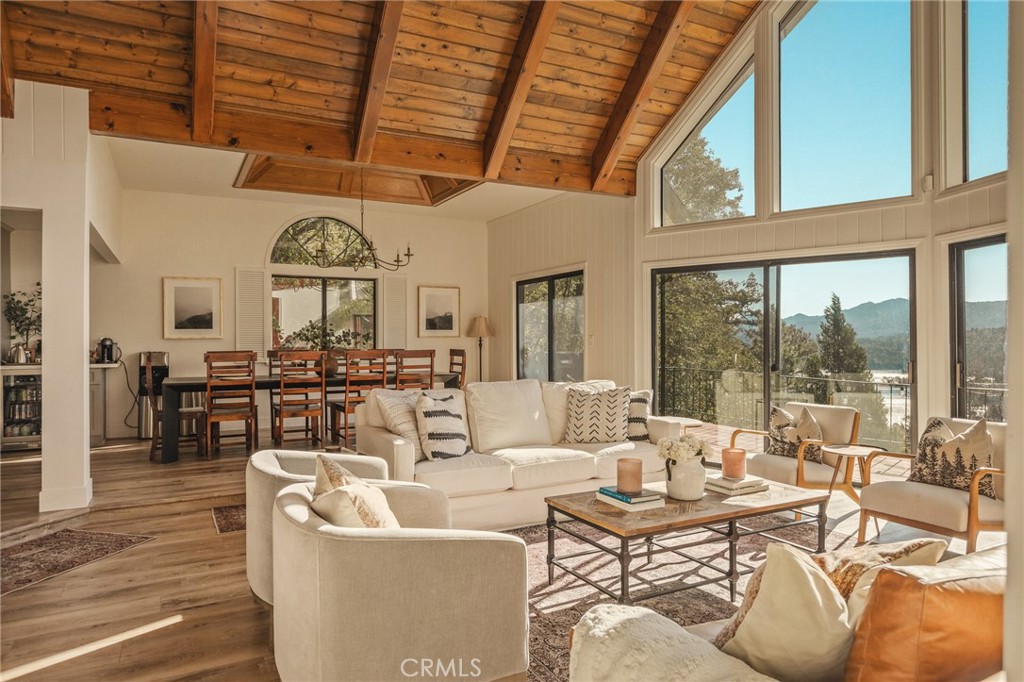 201 Grizzly Road Lake Arrowhead, CA 92352 - Photo 5 of 52 Gallery Image 5