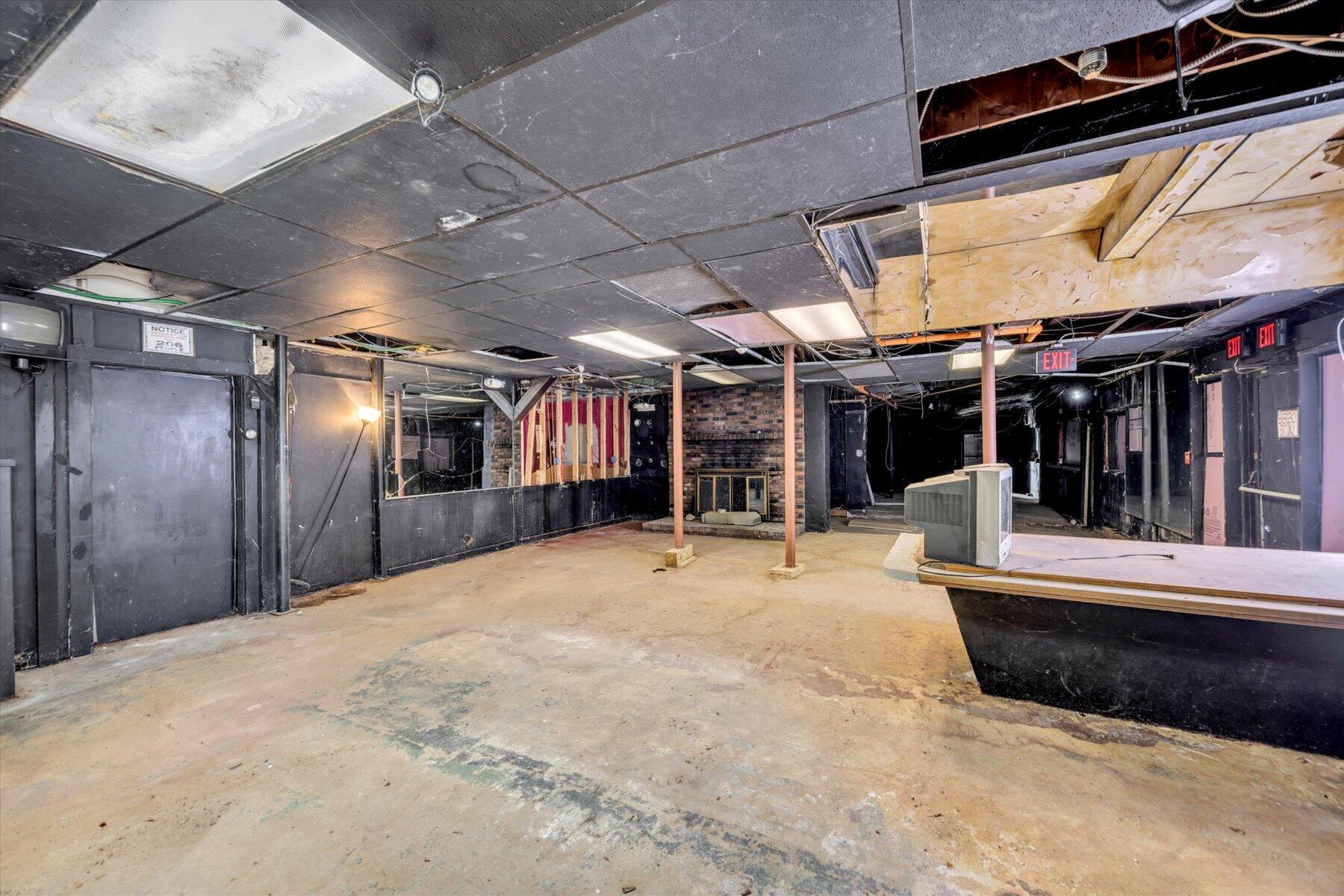 Undisclosed Address Mashpee, MA 02649 - Photo 20 of 41 25-889A0793