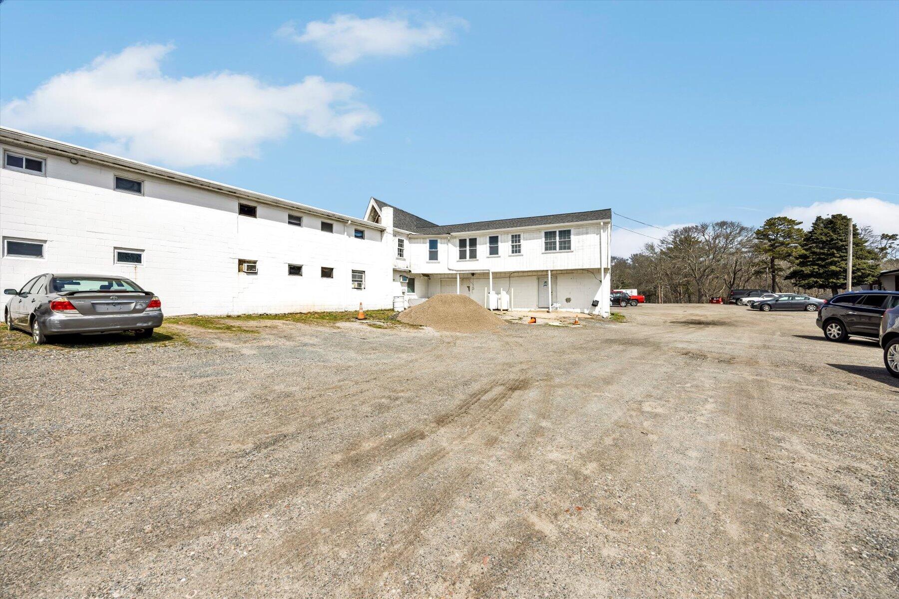 Undisclosed Address Mashpee, MA 02649 - Photo 31 of 41 05-889A0843