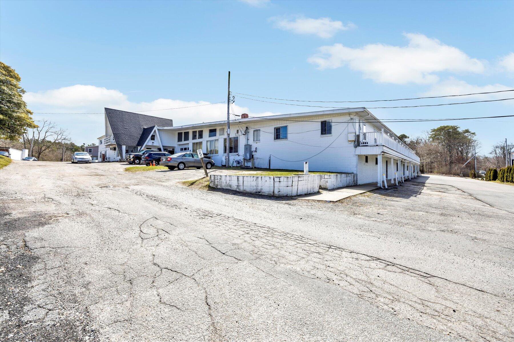 Undisclosed Address Mashpee, MA 02649 - Photo 34 of 41 17-889A0858