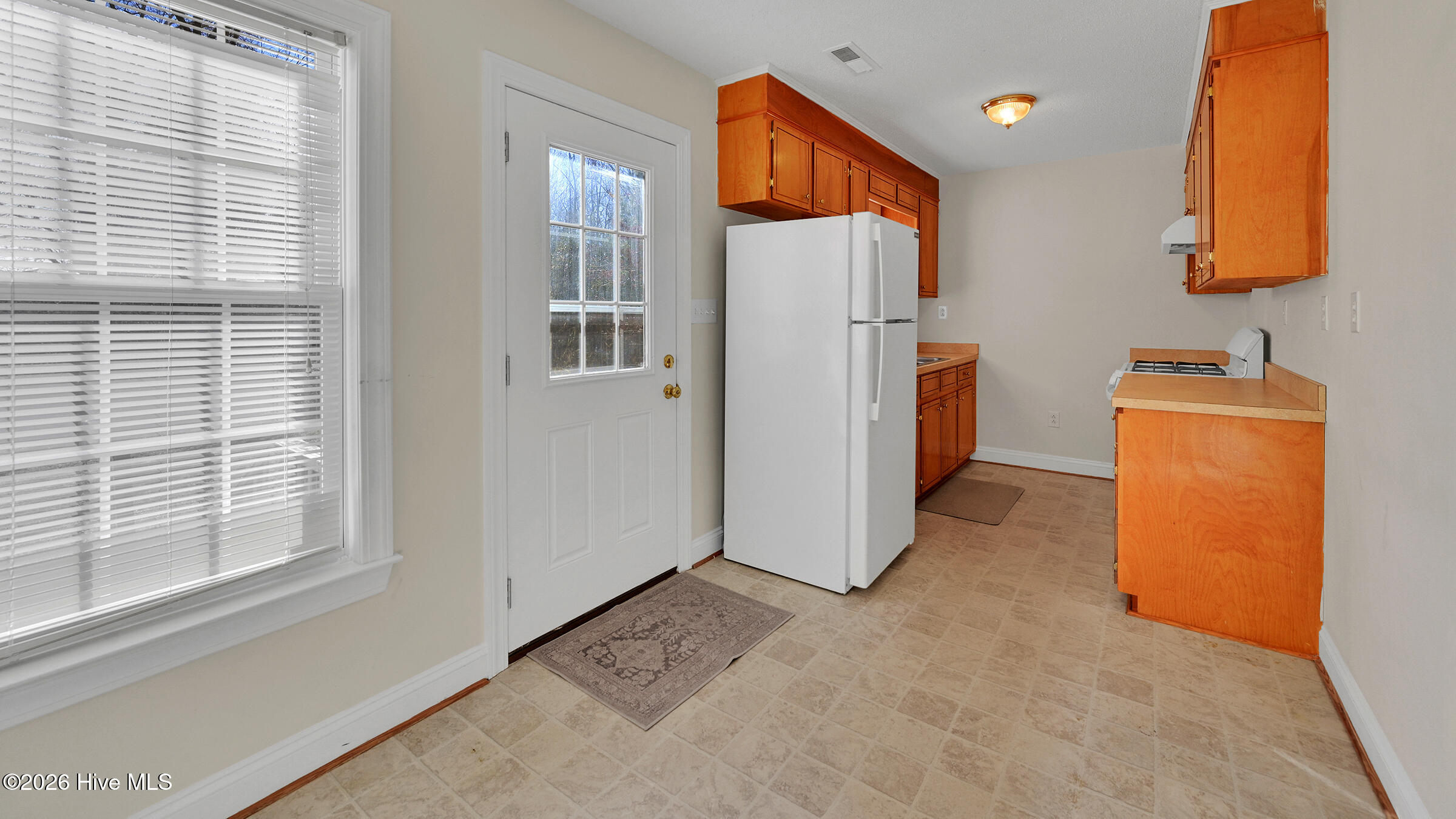139 Slade Road Pantego, NC 27860 - Photo 7 of 38 Kitchen