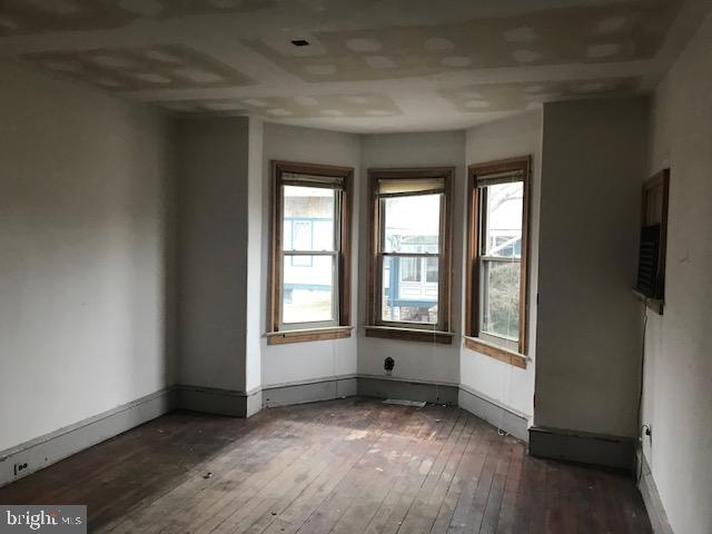 515 South Fairview Street Riverside, NJ 08075 - Photo 12 of 32 unit 1 living room