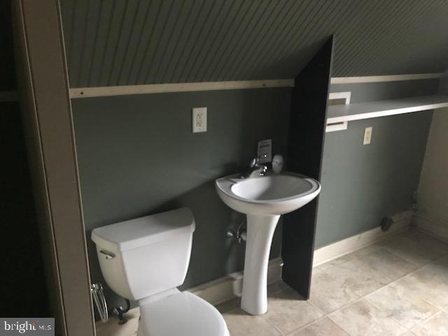 515 South Fairview Street Riverside, NJ 08075 - Photo 27 of 32 unit 2 half bathroom