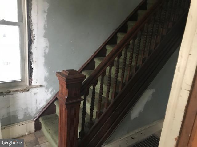 515 South Fairview Street Riverside, NJ 08075 - Photo 7 of 32