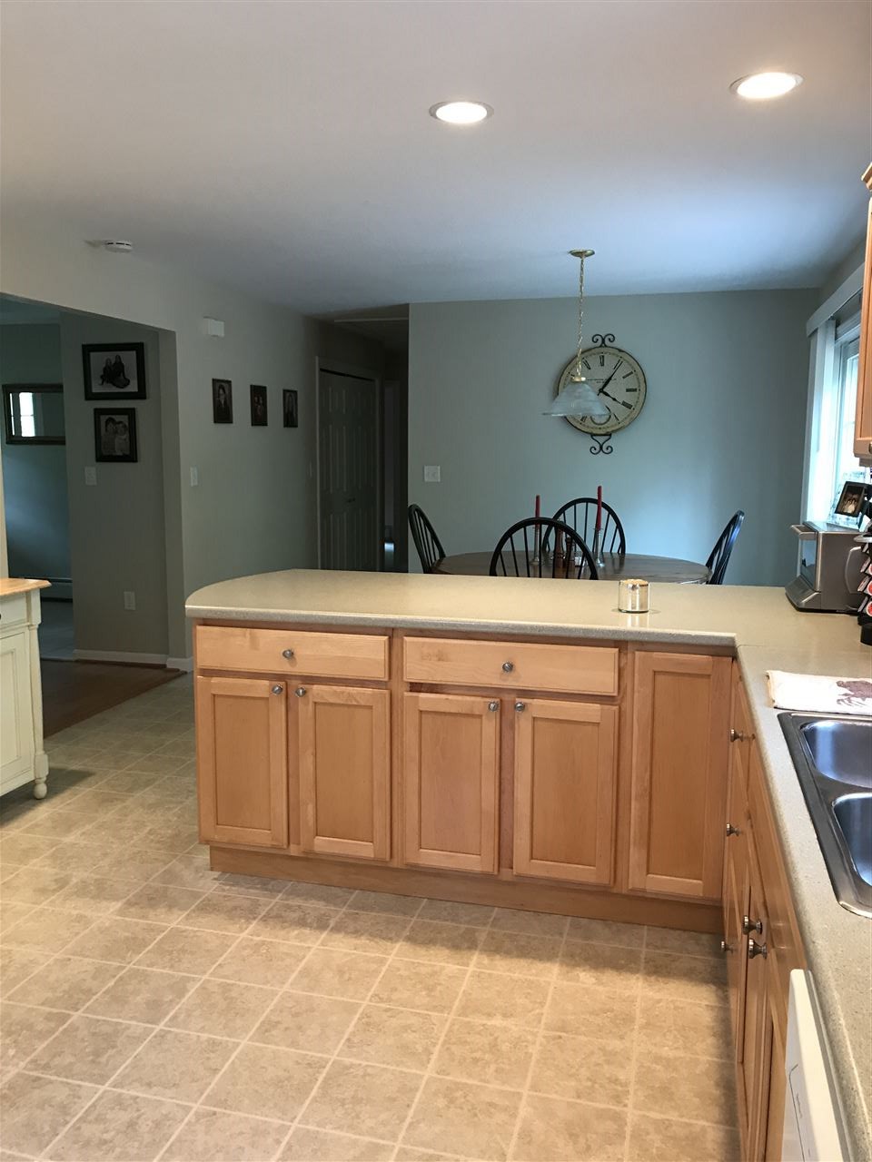 29 Fox Run Road Ossipee, NH 03814 - Photo 4 of 17