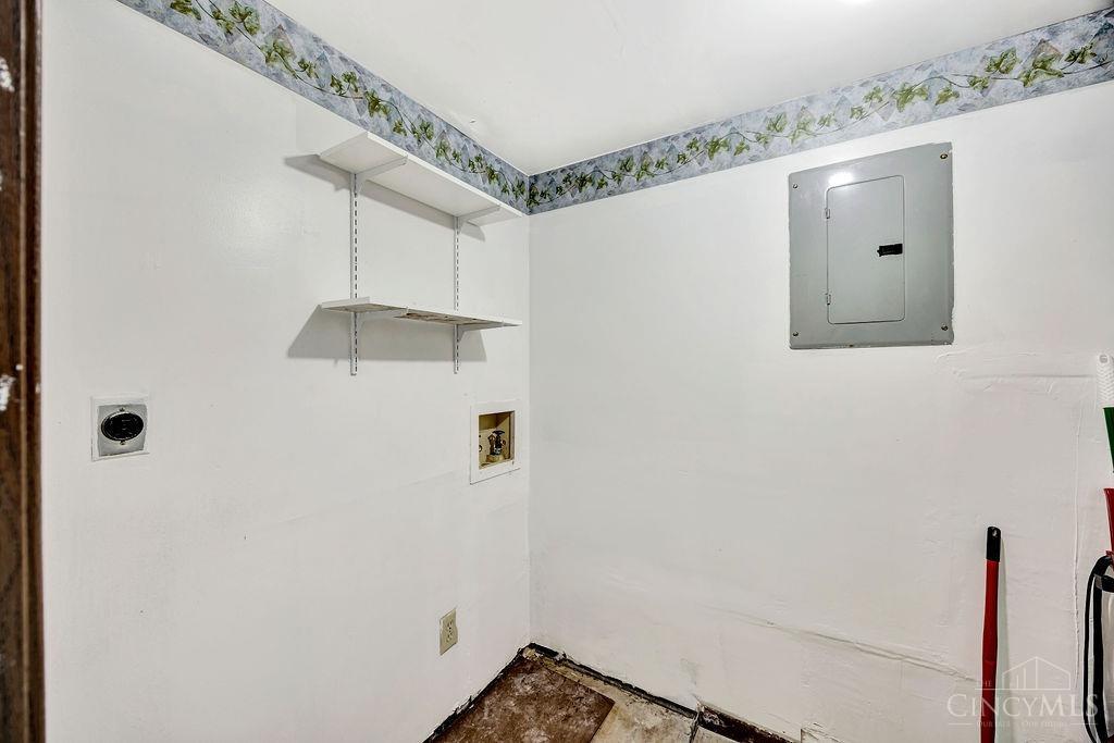 3944 Mack Road, Unit 27 Fairfield, OH 45014 - Photo 18 of 31 Nice large laundry room with shelving.