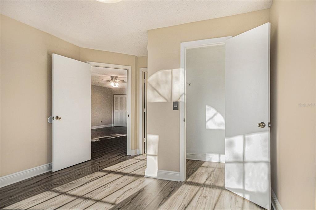 315 Lakepointe Drive, Unit 104 Altamonte Springs, FL 32701 - Photo 11 of 20 a view of a bathroom from a hallway