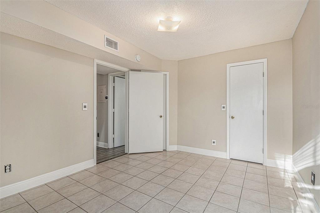 315 Lakepointe Drive, Unit 104 Altamonte Springs, FL 32701 - Photo 14 of 20 a view of an empty room