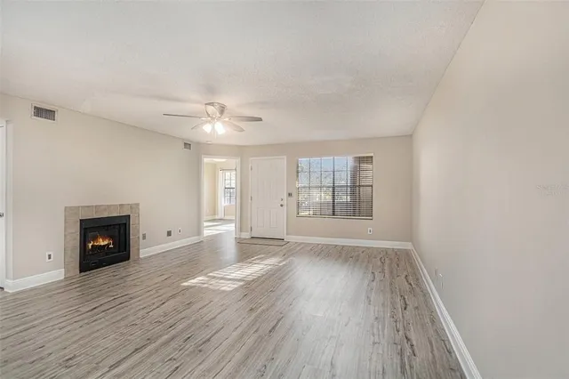 $158,000 | 315 Lakepointe Drive, Unit 104, Altamonte Springs, FL 32701