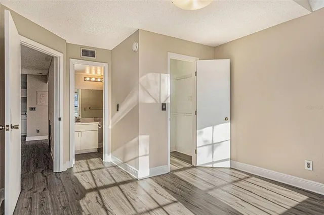 $158,000 | 315 Lakepointe Drive, Unit 104, Altamonte Springs, FL 32701