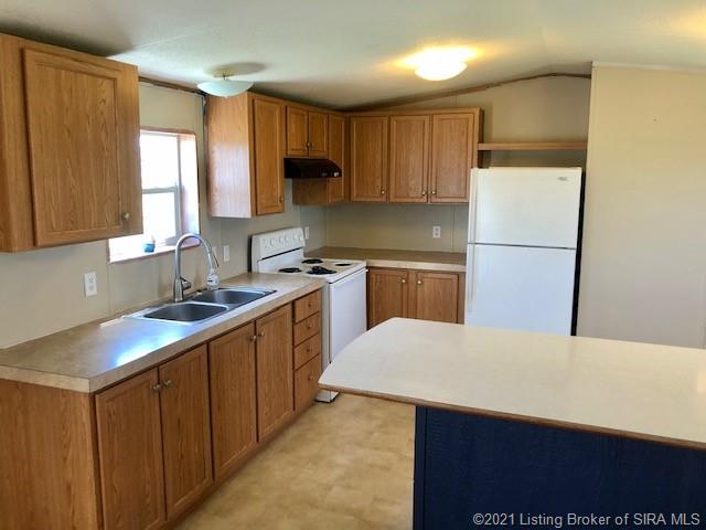 4695 Hill Grove Road Southwest Corydon, IN 47112 - Photo 6 of 32