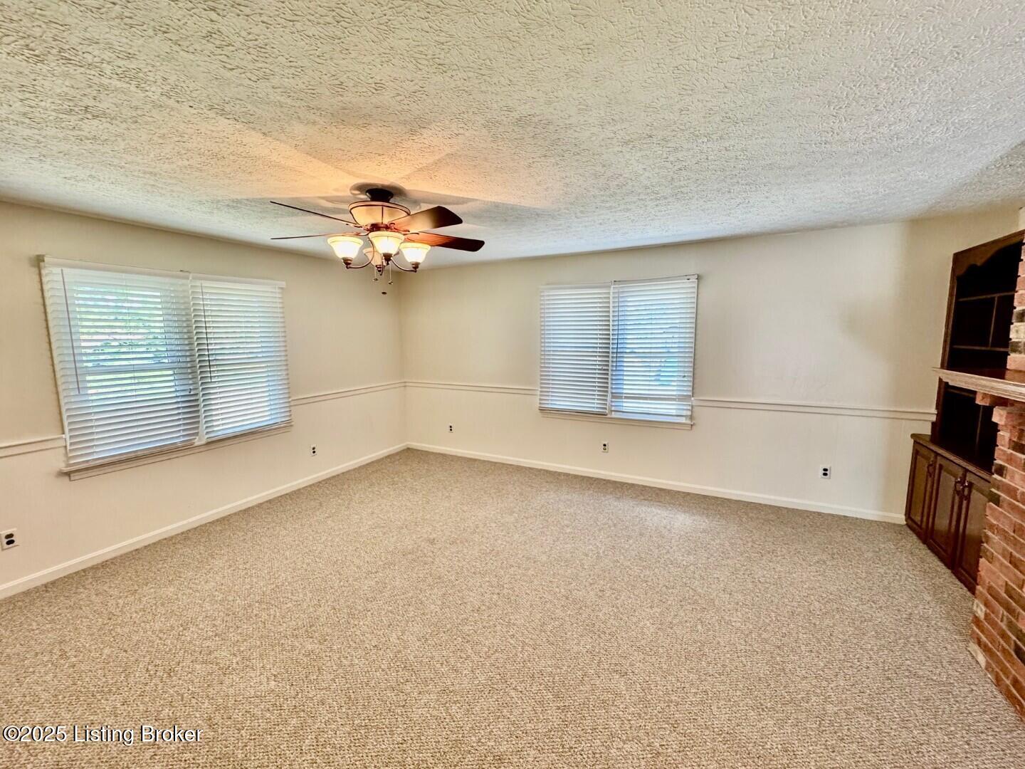 349 Chaplin Road Willisburg, KY 40078 - Photo 11 of 32 011_Den